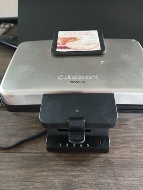 Cuisinart  Pizzelle Maker